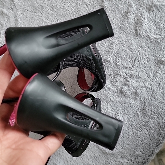 Cole Haan Nike G Series Heels - Picture 6 of 11